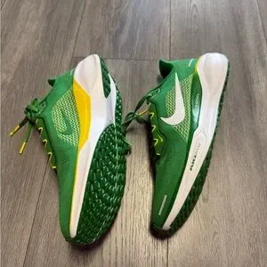 Nike | Shoes | Nike Pegasus 4 Oregon Ducks Running Shoes  display picture 3